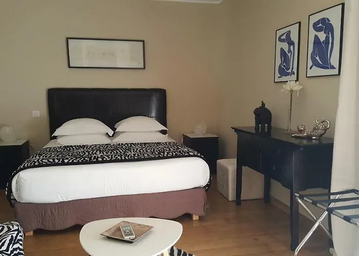 住宿加早餐酒店 优穆泽罗住宿加早餐旅馆 4*